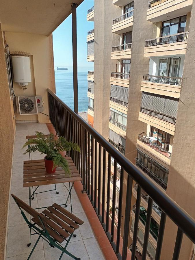 Апартаменты New Maritimo Малага Экстерьер фото